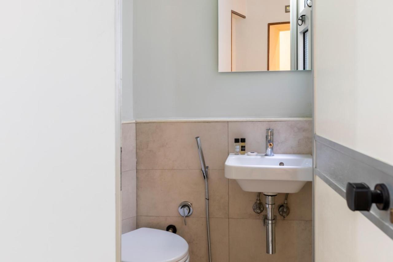 Deza Casa Vacanze Nazionale Joy Rom Exterior foto